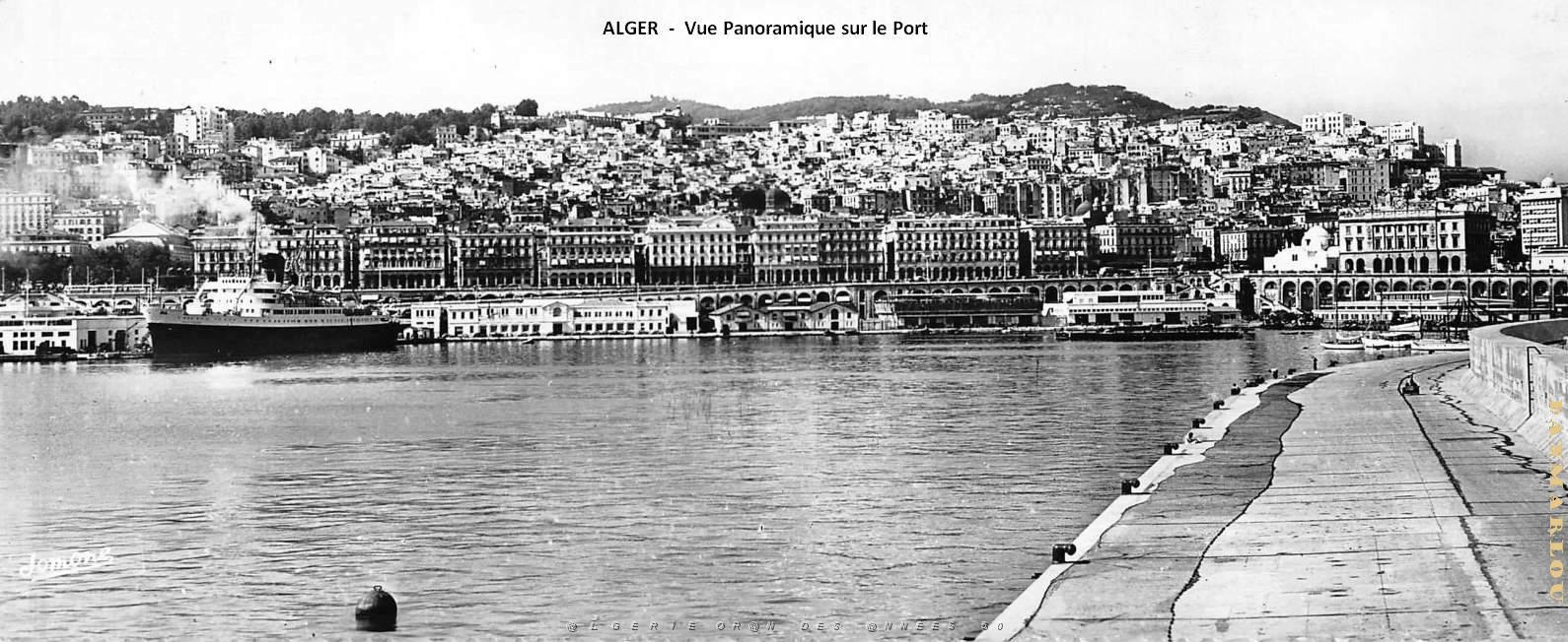 Alger - Vue Panoramique sur le Port.jpg